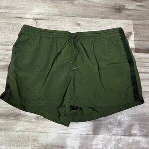 Athleta Athletic Expedition MR Side Stripe Loose Shorts Green Women’s Size 8